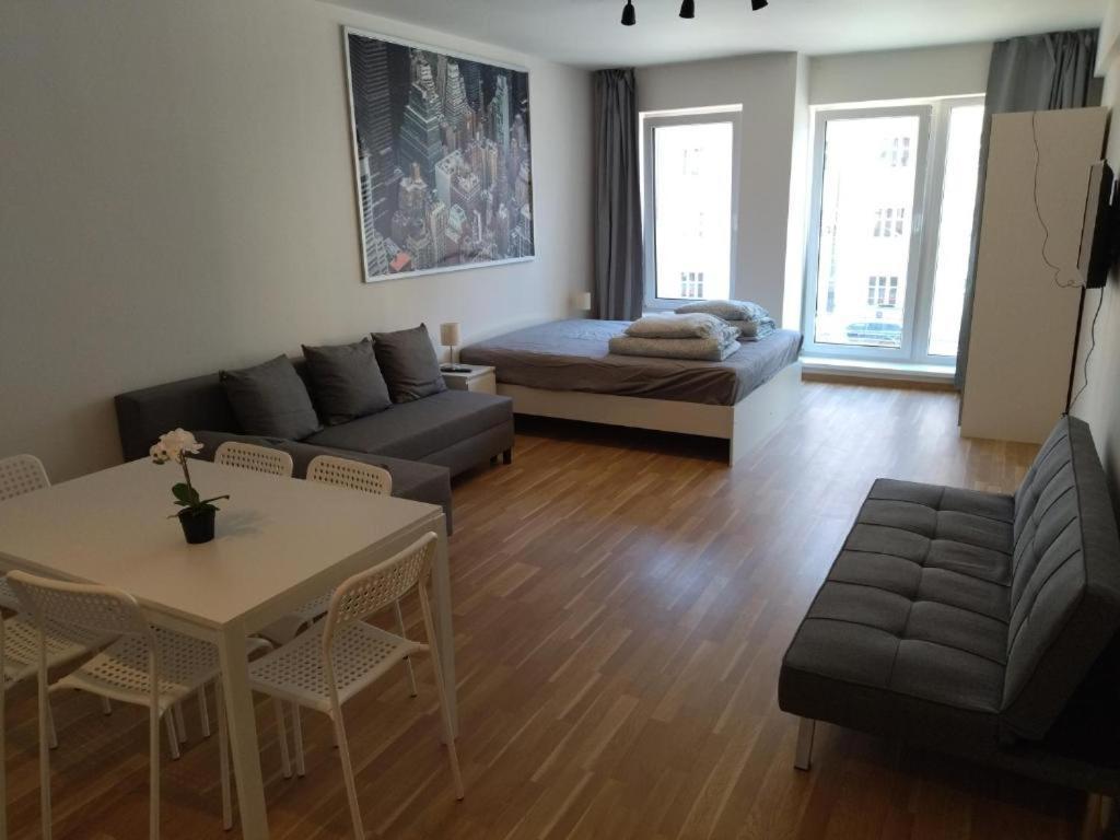 Brand New Studio Apartment #24 In Elite Residence With Free Secure Parking In The Center Praha Exteriér fotografie